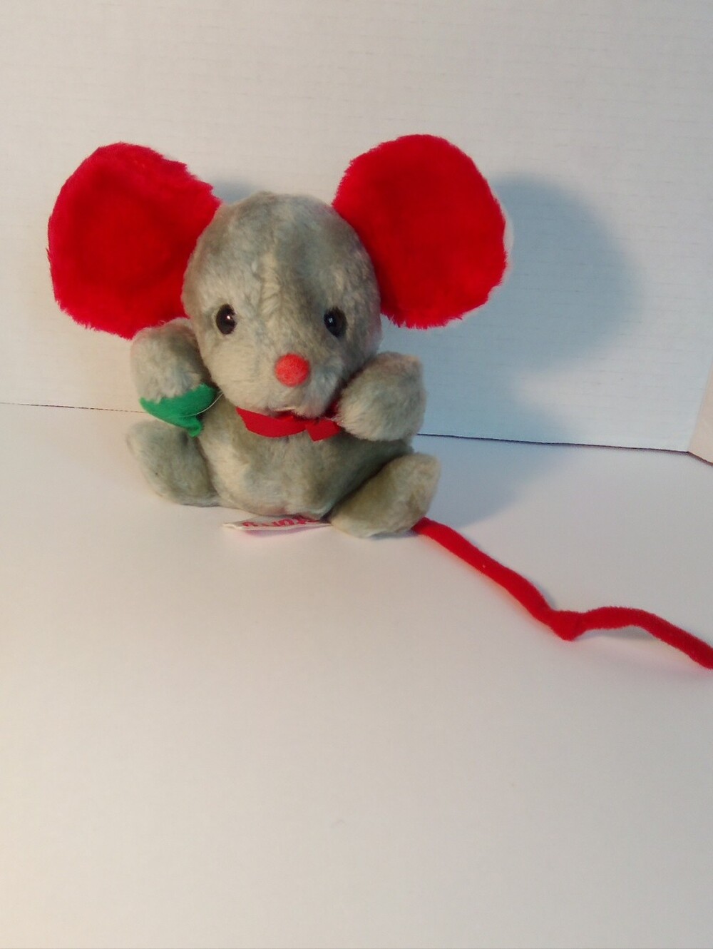 Vintage 1977 Russ Berrie Stuffy Christmas Mouse Stuffed Animal Plush